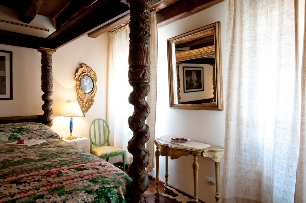 Casa Dell'Albero Διαμέρισμα Βενετία Δωμάτιο φωτογραφία