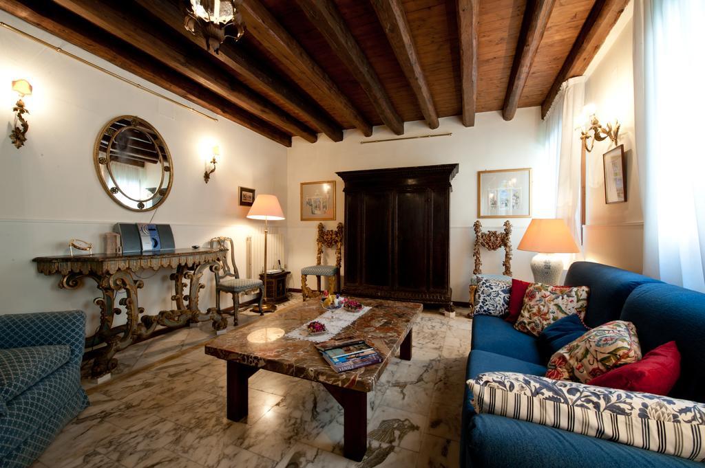 Casa Dell'Albero Διαμέρισμα Βενετία Δωμάτιο φωτογραφία